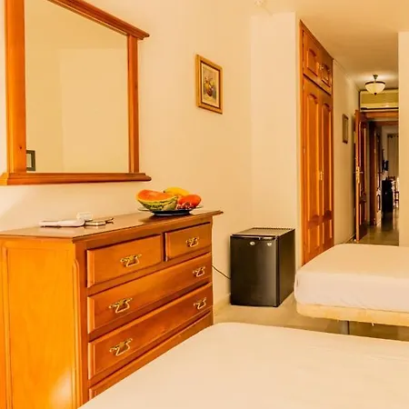 La Morena Bed & Breakfast 3*