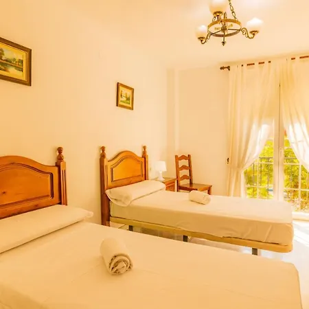 La Morena Bed & Breakfast 3*