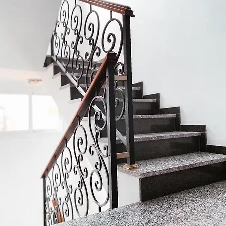 La Morena Bed & Breakfast 3*