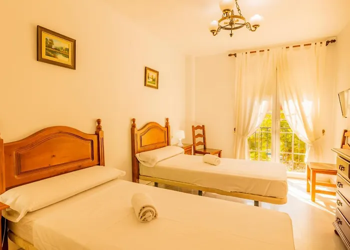 La Morena Bed & Breakfast 3*